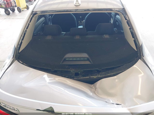 Nissan Versa 1.6 Sr