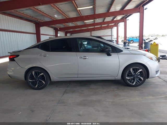 Nissan Versa 1.6 Sr