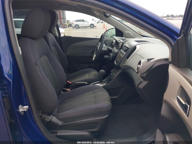 Chevrolet Sonic Lt Auto