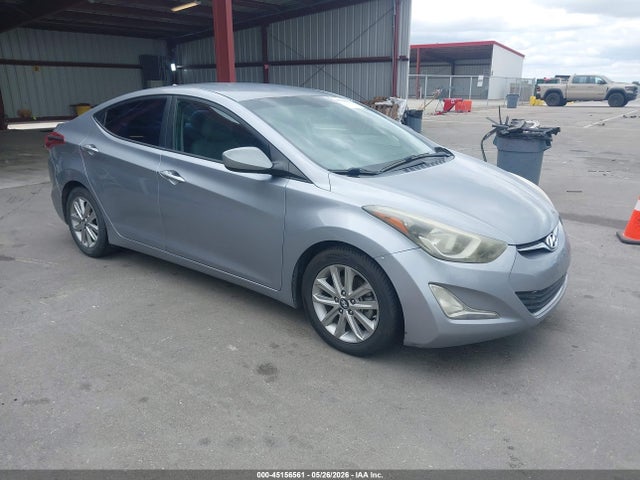 Salvage Hyundai ELANTRA Image