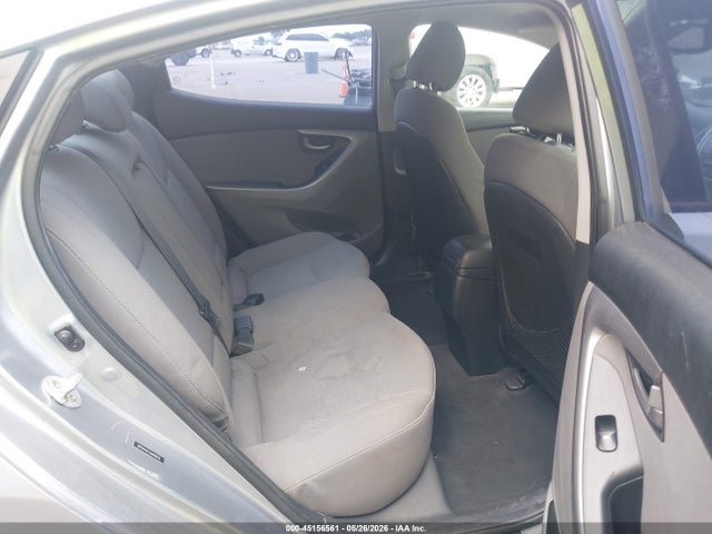 Hyundai ELANTRA Se