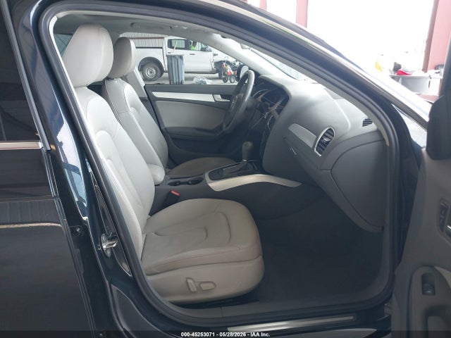 Audi A4 2.0t Premium