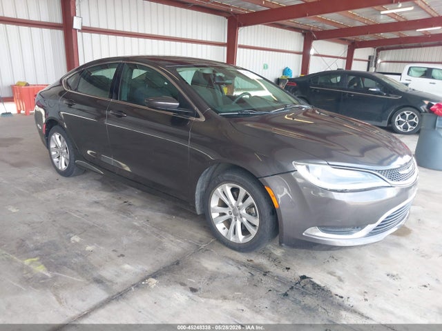 Salvage Chrysler 200 Image