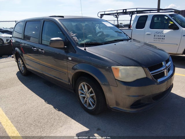 Salvage Dodge Grand Caravan Image