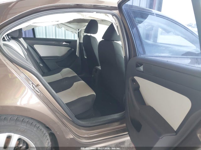 Volkswagen Jetta 2.0l S