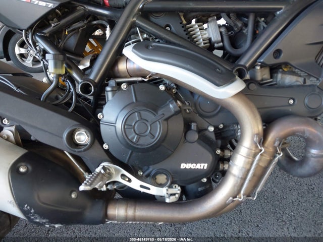 Ducati Monster 797