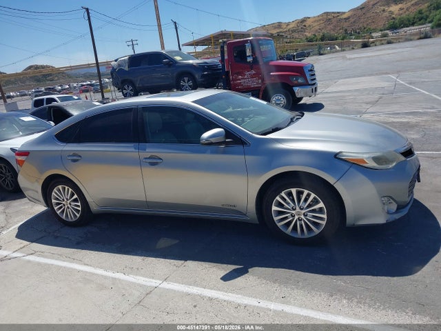 Toyota Avalon Hybrid