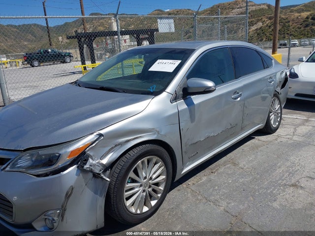 Toyota Avalon Hybrid