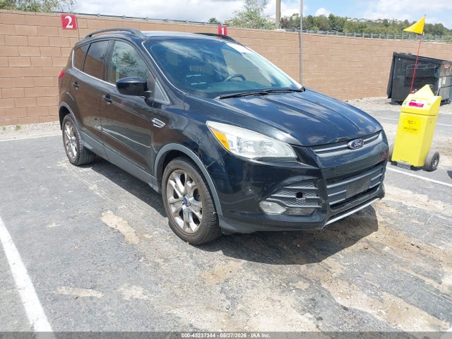 Salvage Ford Escape Image