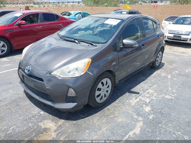 Toyota Prius c Two