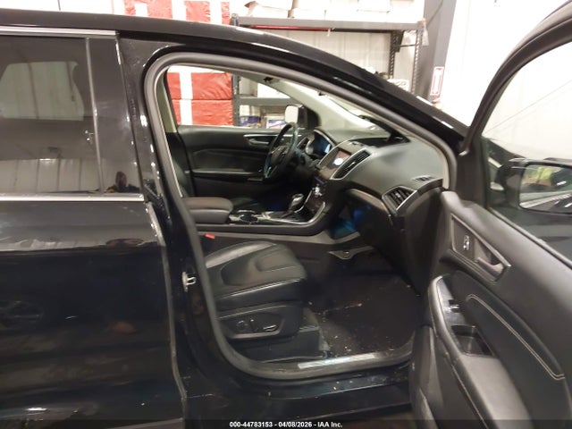 Ford Edge Titanium