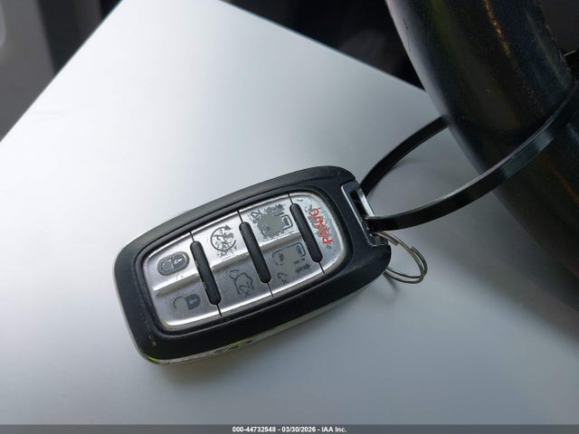 Chrysler Pacifica Touring L