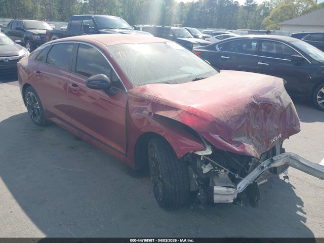 Salvage Kia K5 Image