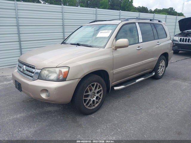 Toyota Highlander V6 7 Passenger
