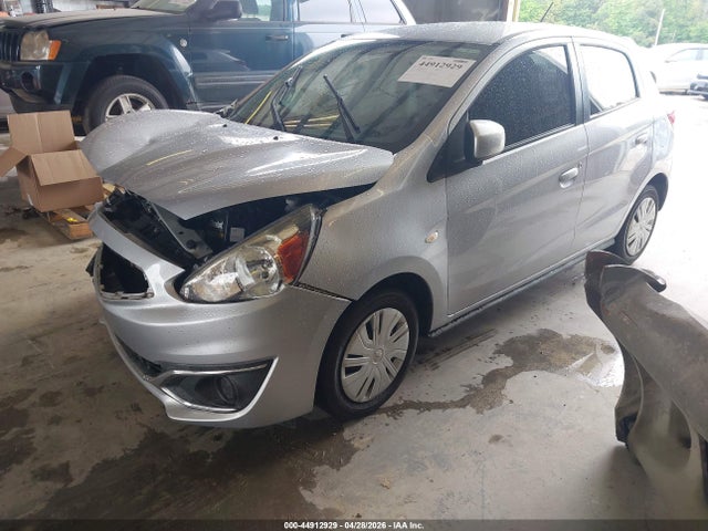 Mitsubishi Mirage Es