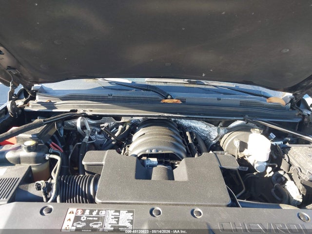 Chevrolet Suburban Lt