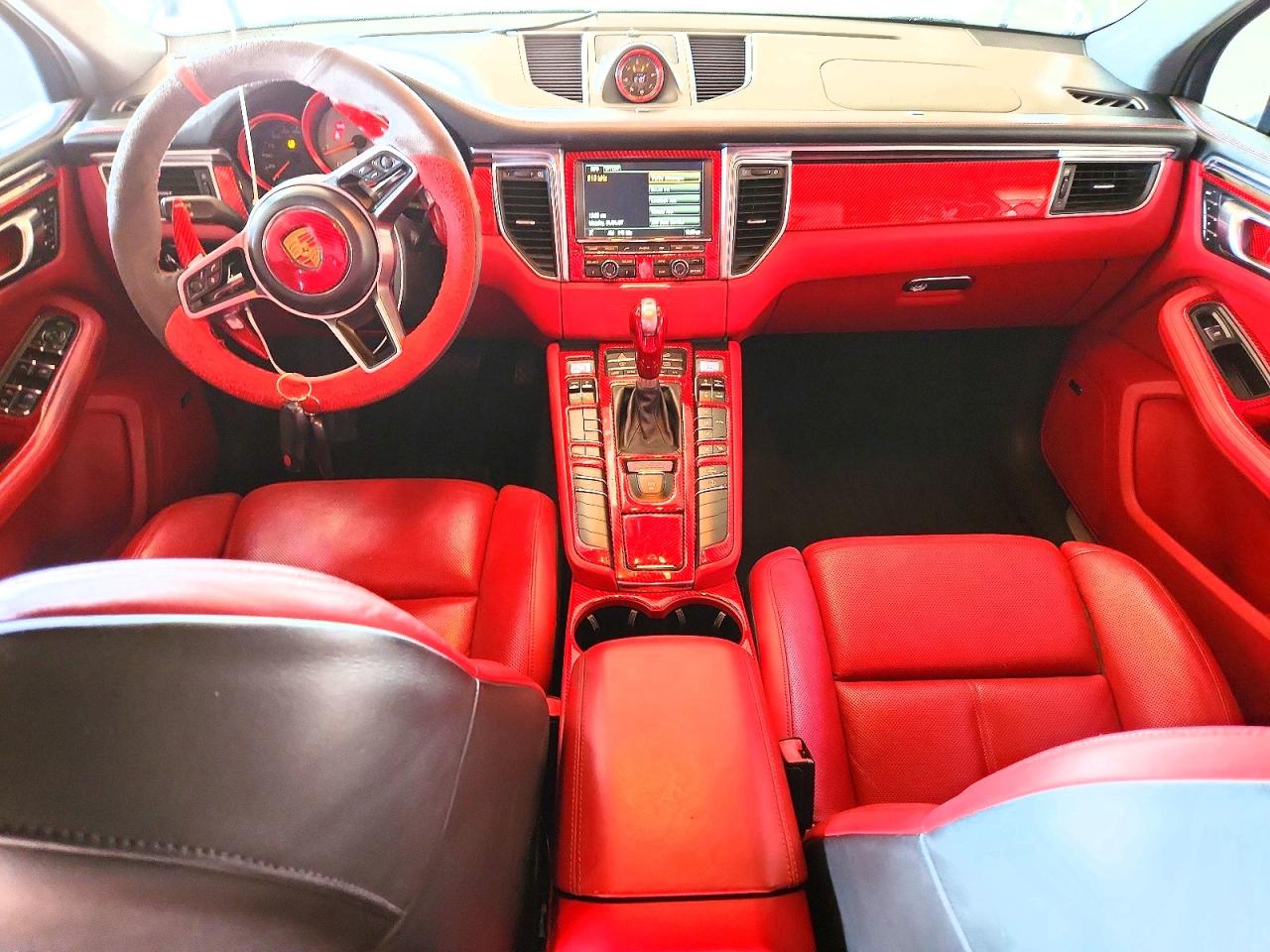 Porsche Macan S