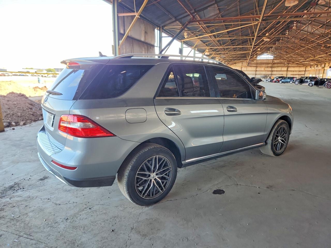 Mercedes-Benz M-Class 350