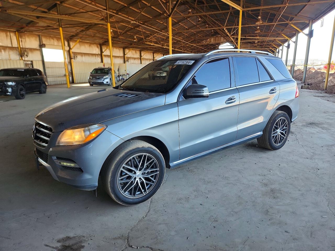 Salvage Mercedes-Benz M-Class Image