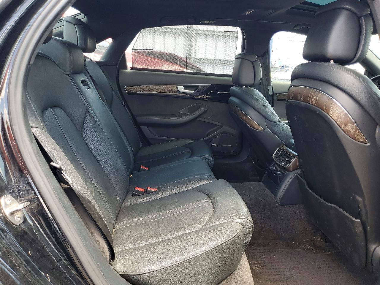 Audi A8 L Quattro