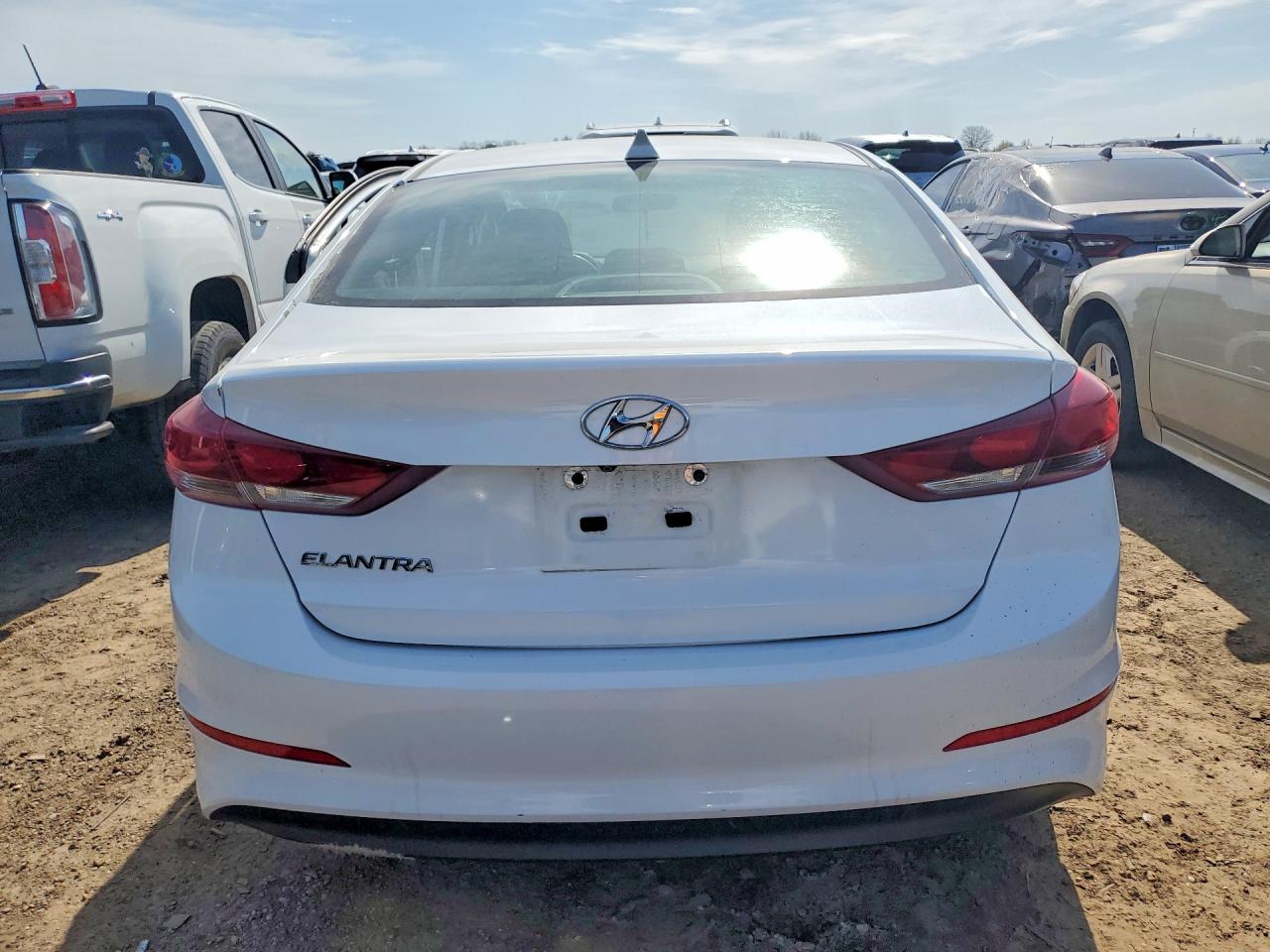 Hyundai ELANTRA Sel