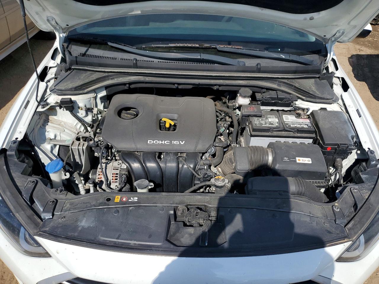 Hyundai ELANTRA Sel