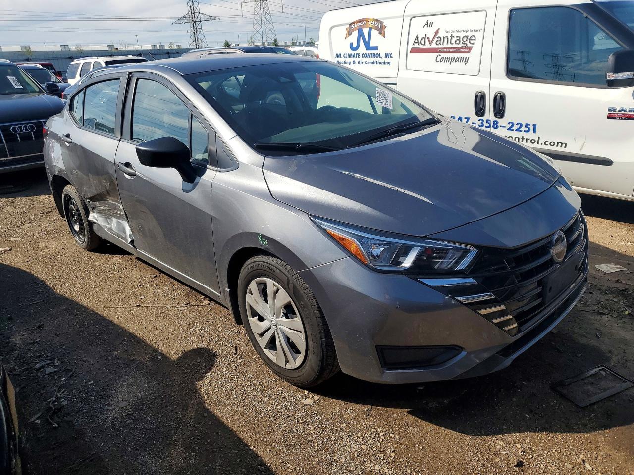 Nissan Versa S