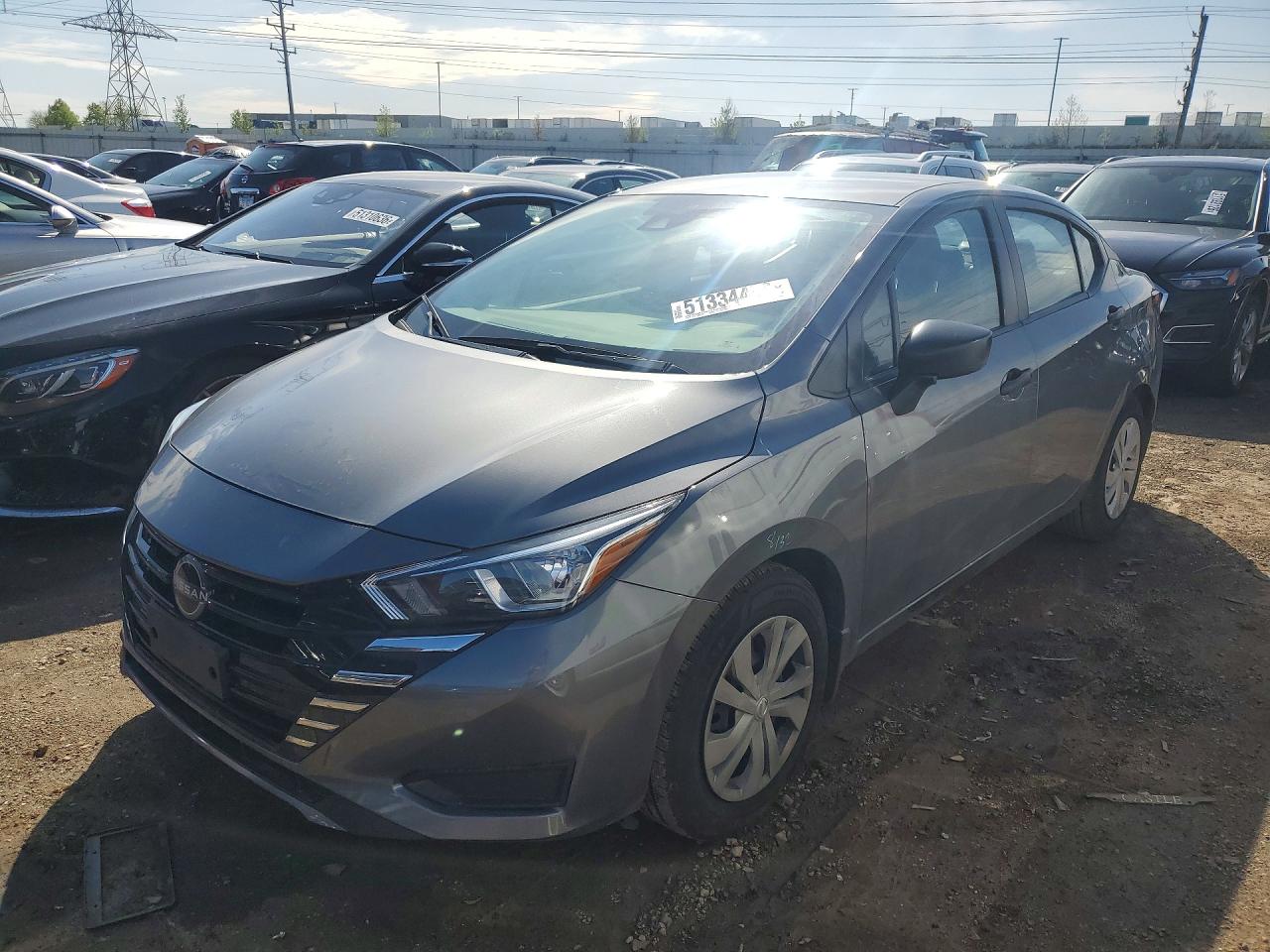 Salvage Nissan Versa Image