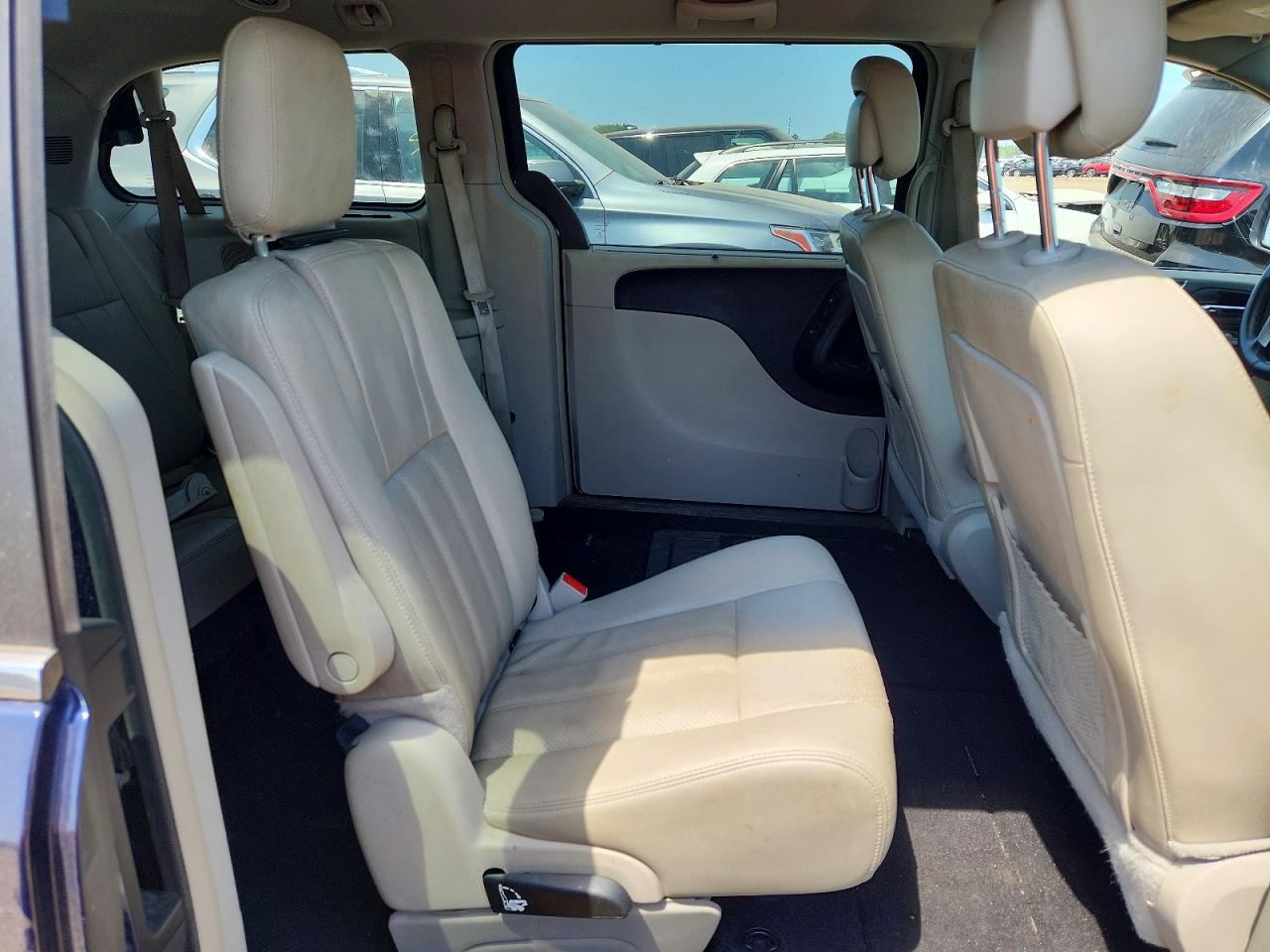 Chrysler Minivan Touring L