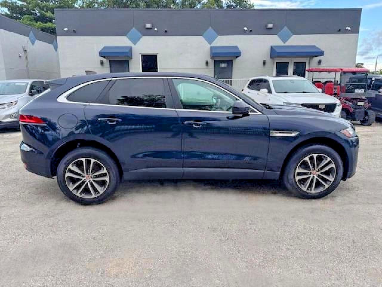 Jaguar F-PACE Premium