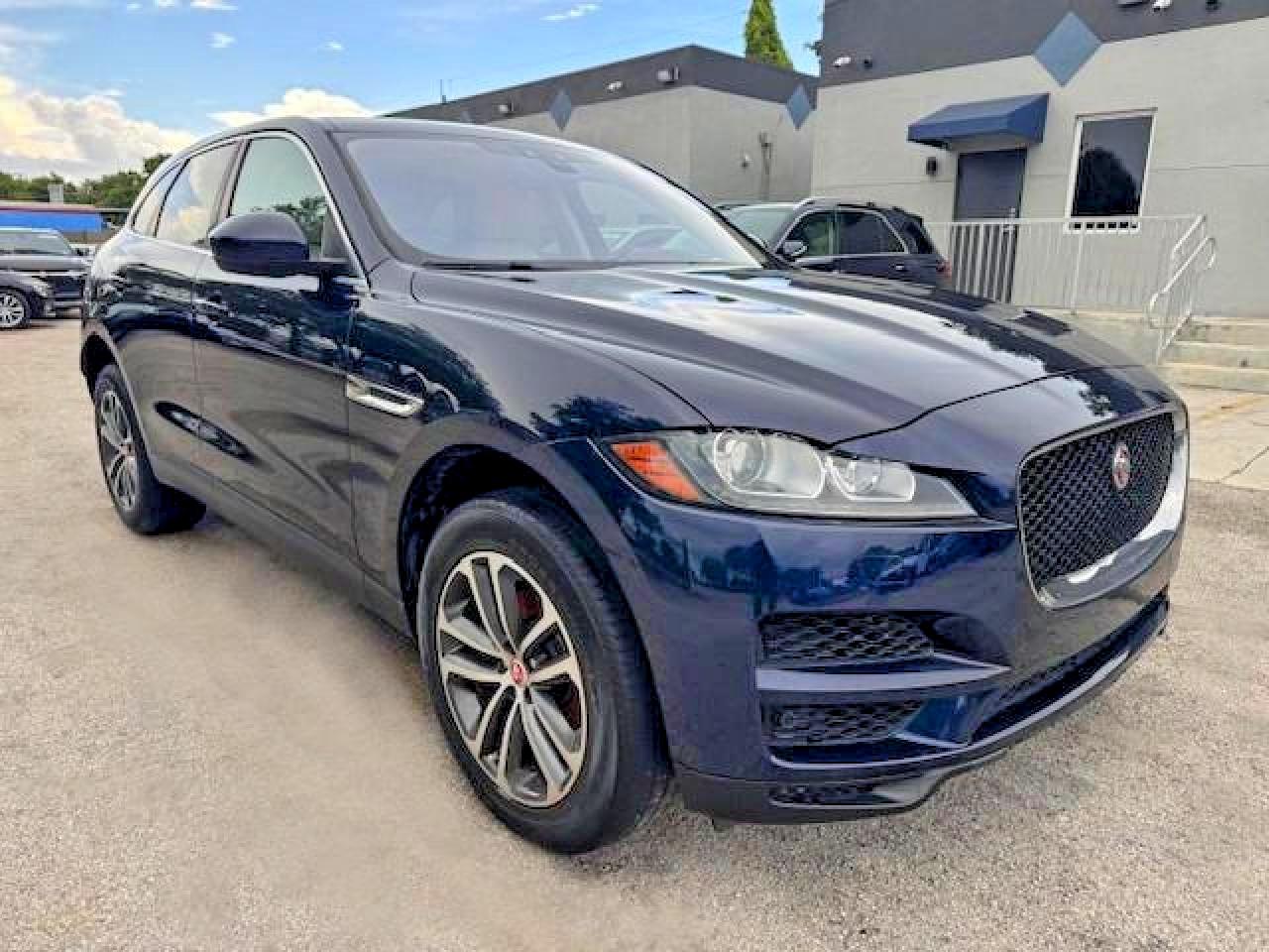 Jaguar F-PACE Premium