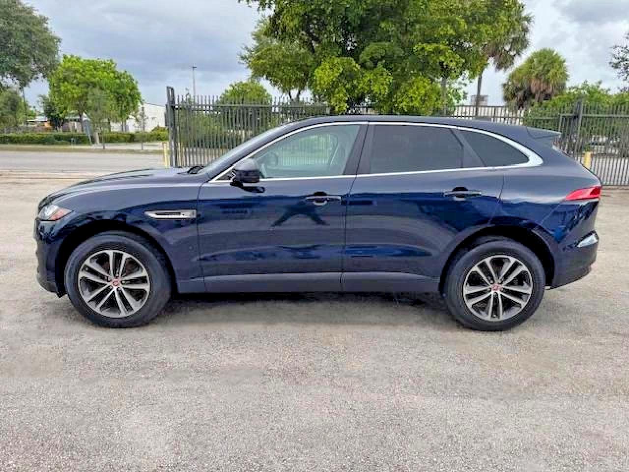Jaguar F-PACE Premium