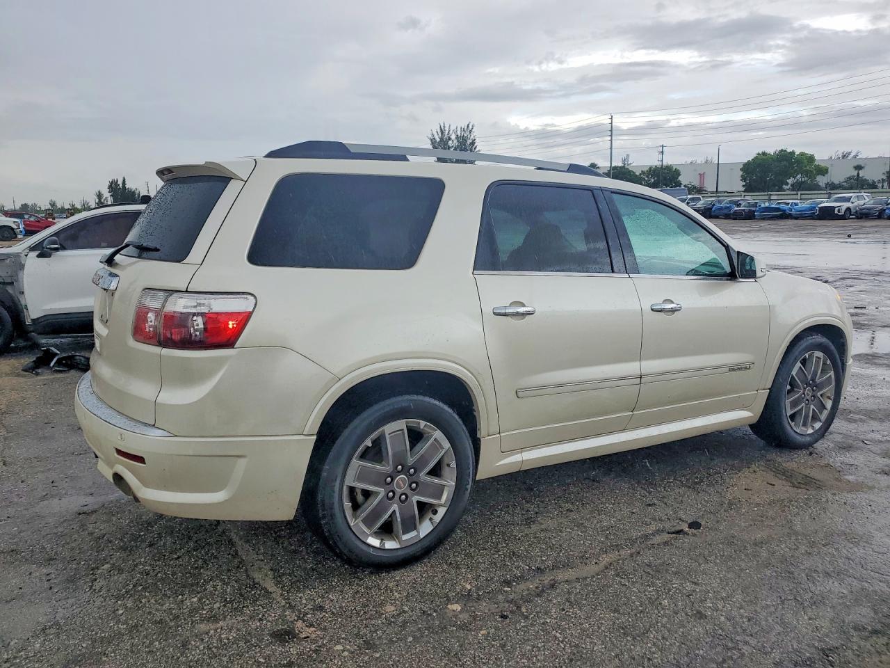 GMC Acadia Denali