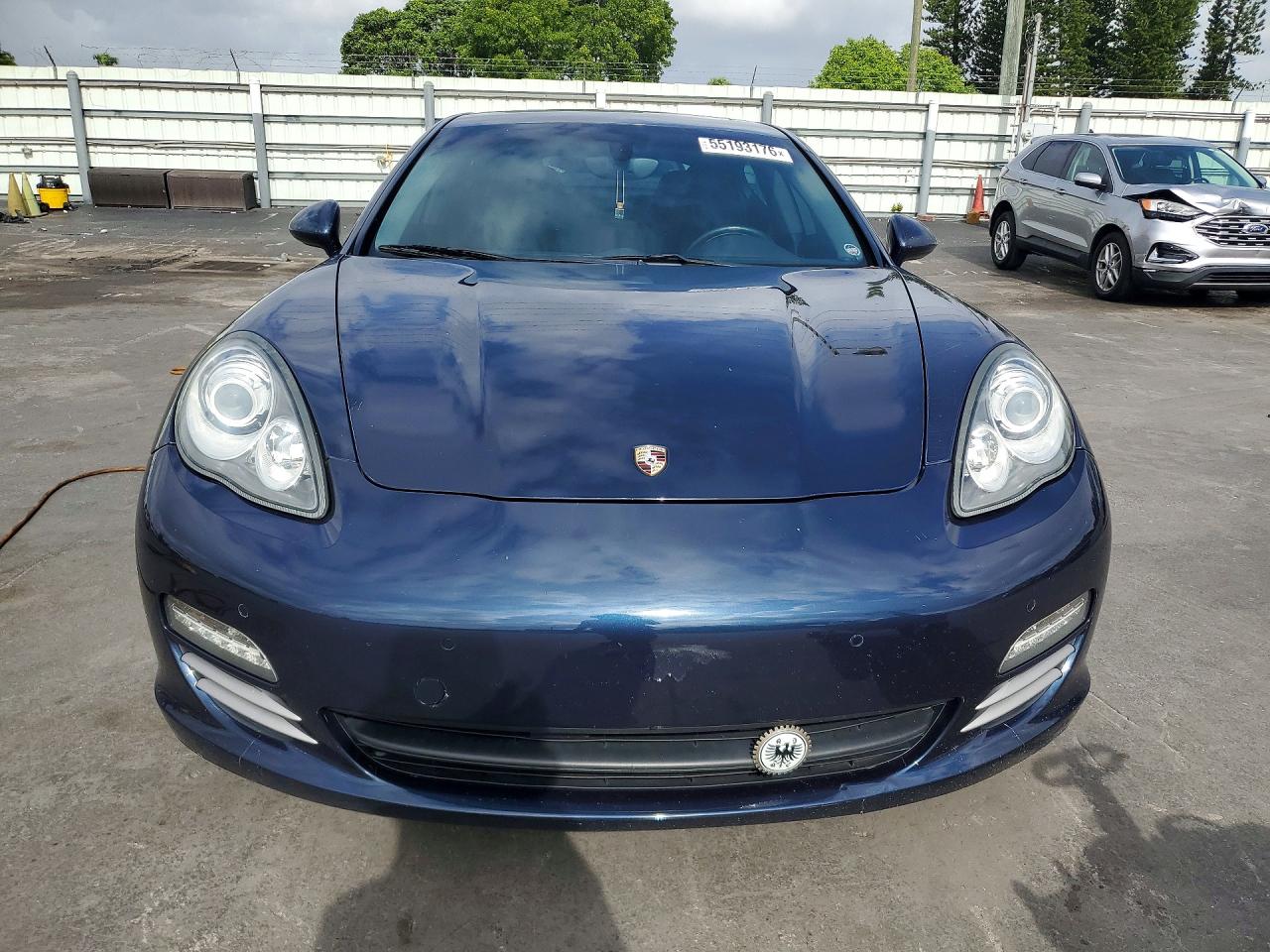 Porsche Panamera 2
