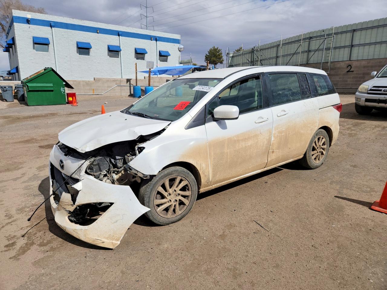Salvage Mazda 5 Image