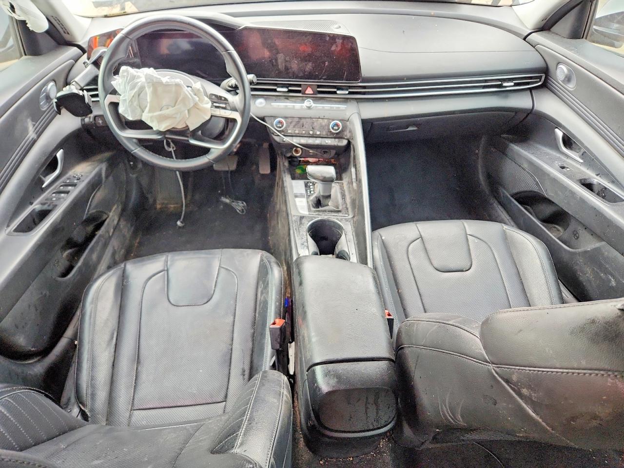 Hyundai ELANTRA Limited