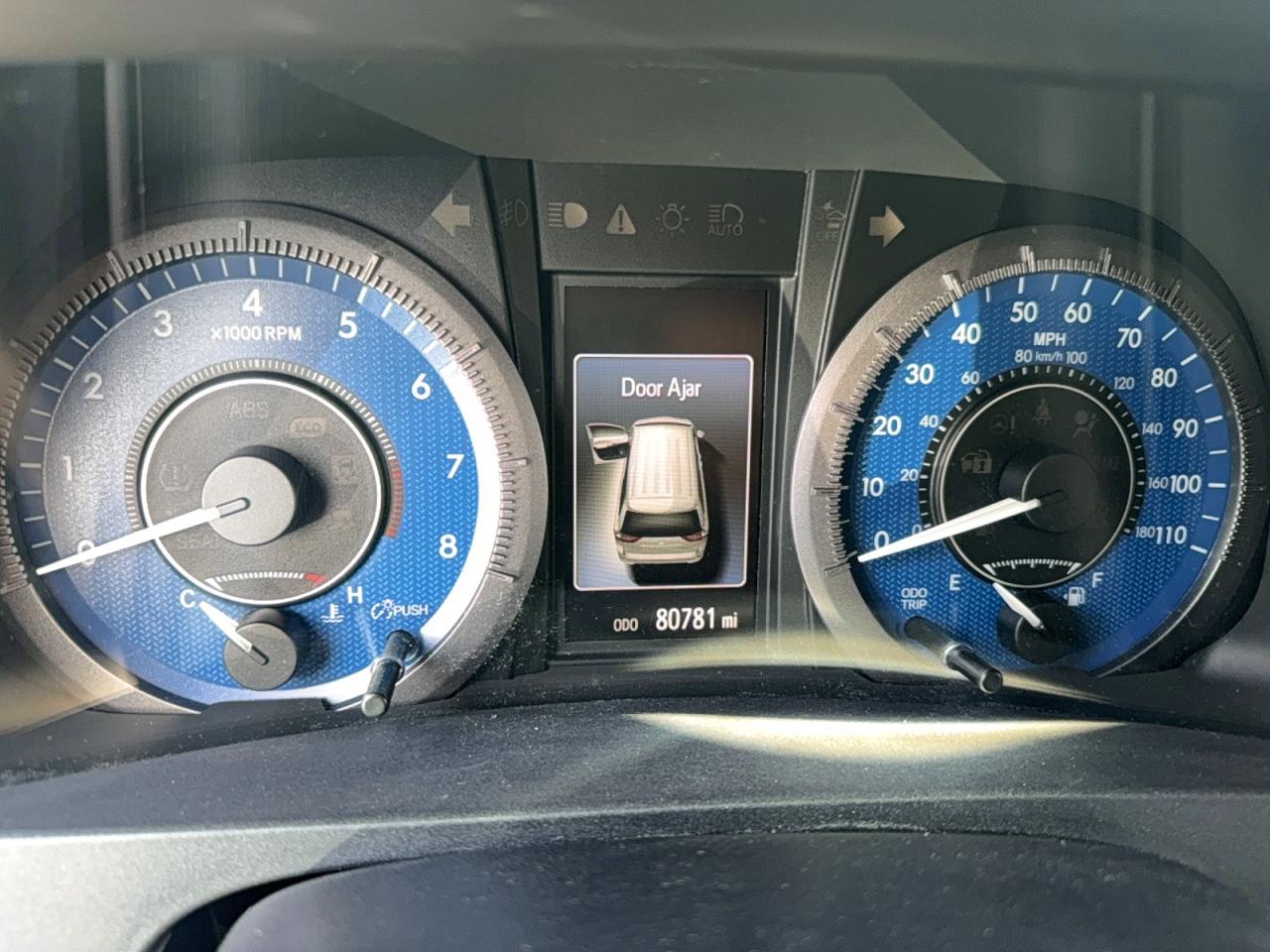Toyota Sienna Le 8-passenger