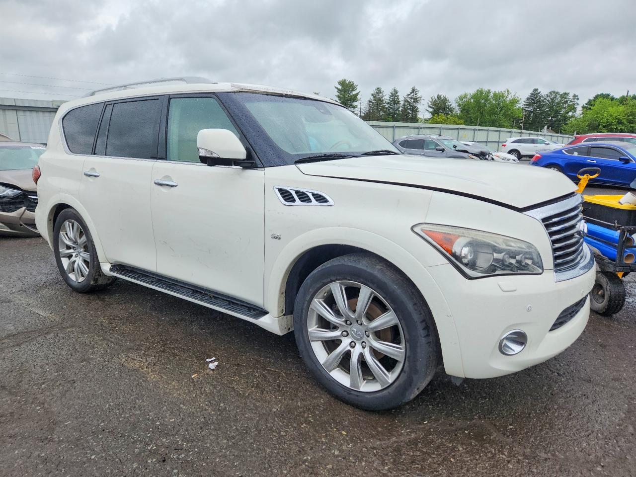 INFINITI Qx Base