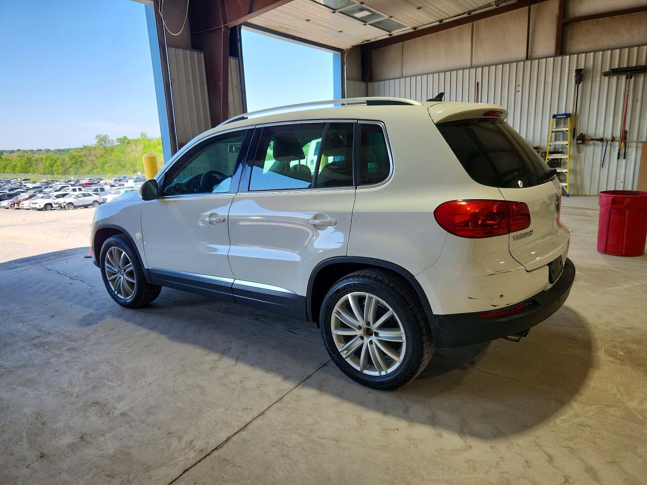 Volkswagen Tiguan S