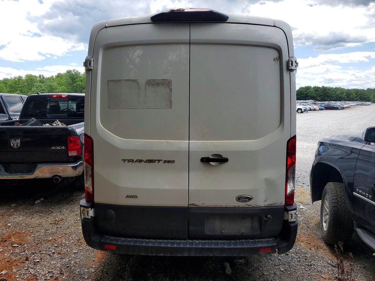 Ford Transit T-250