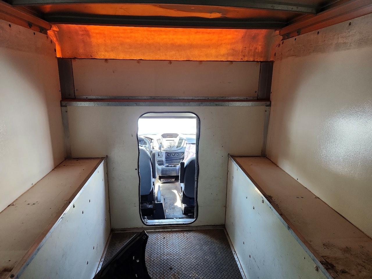 Ford Transit T-250