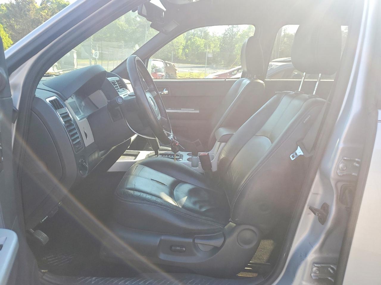 Mercury Mariner Premier
