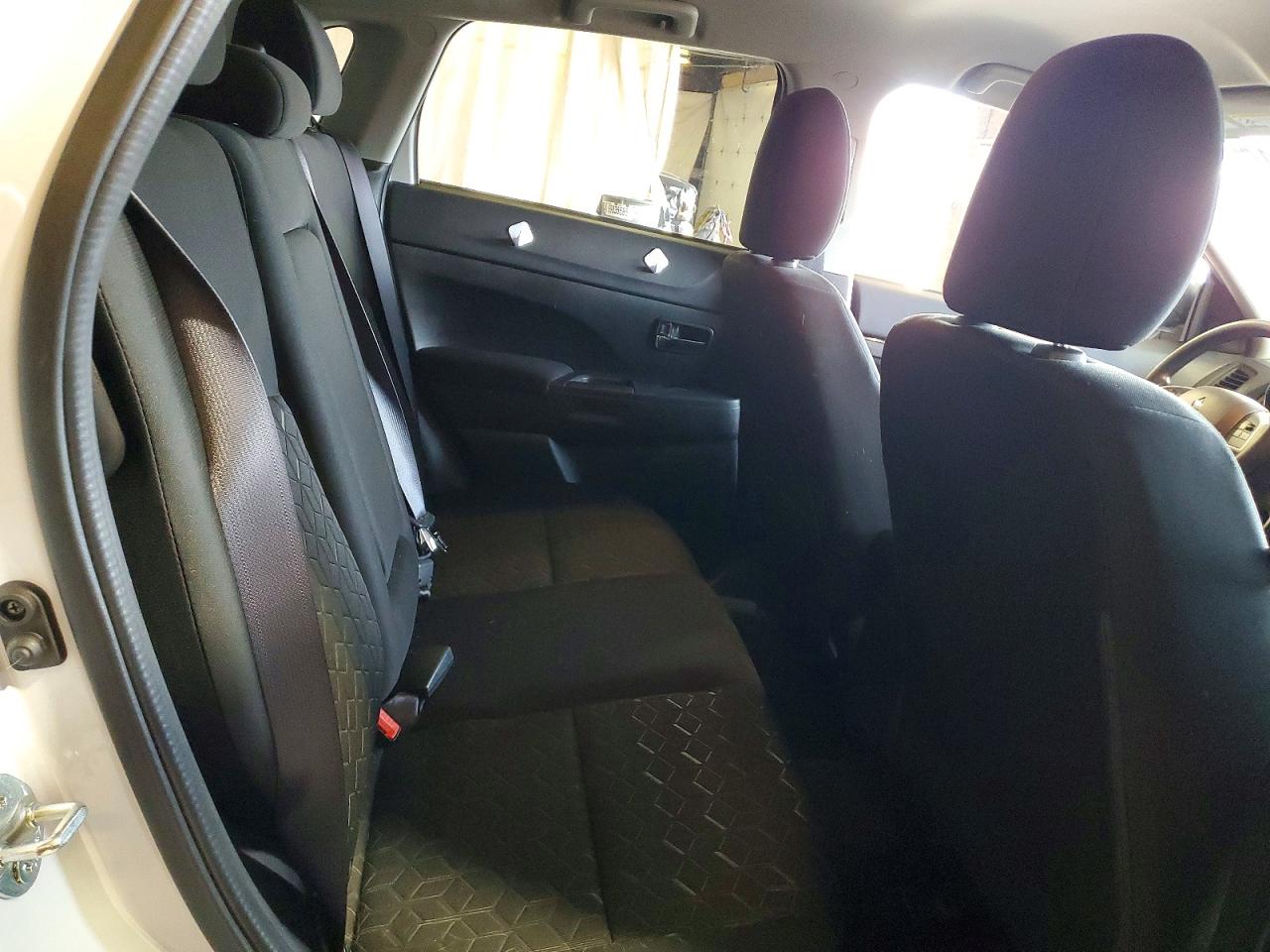 Mitsubishi Outlander S