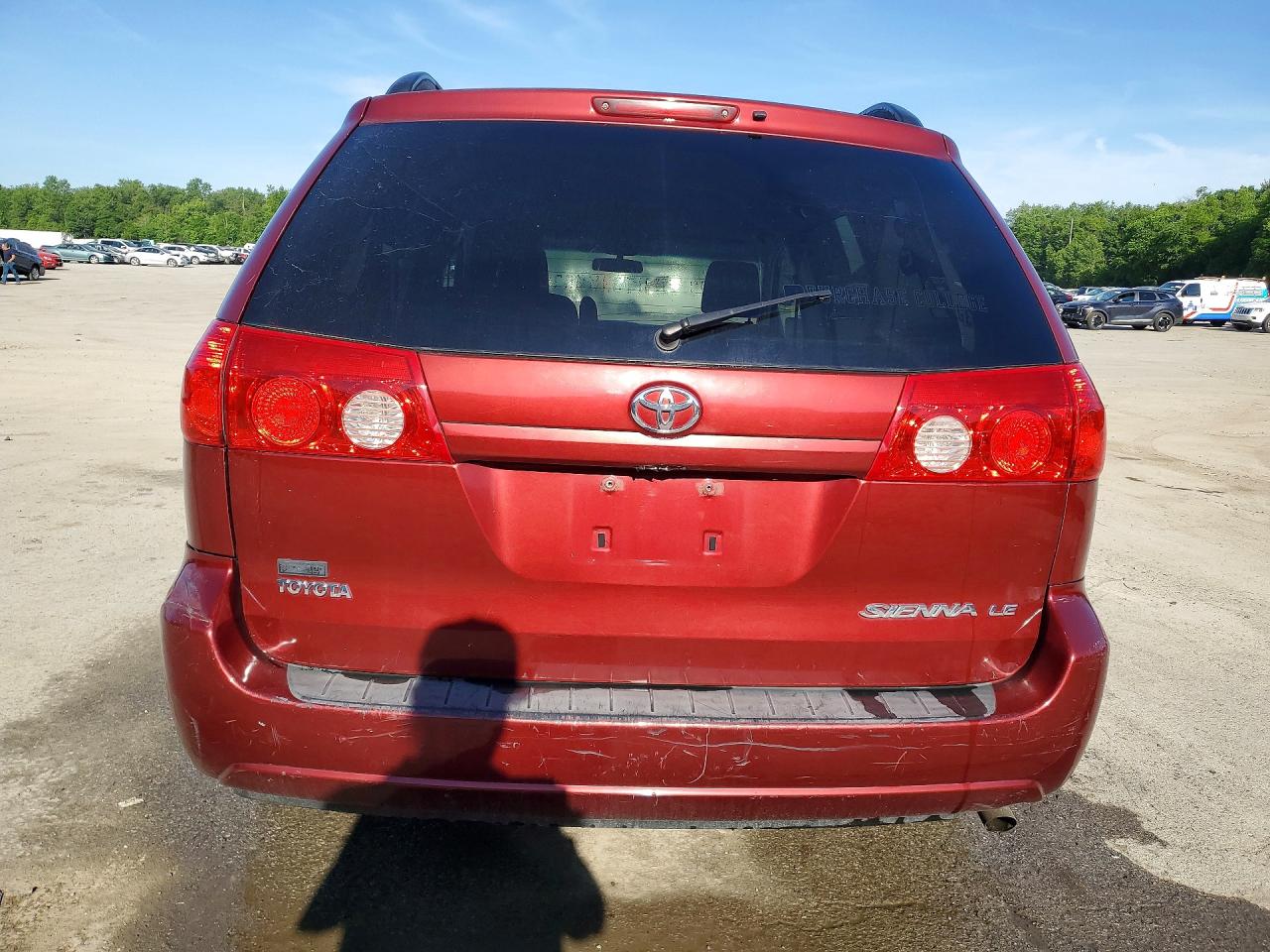 Toyota Sienna Le 7-passenger