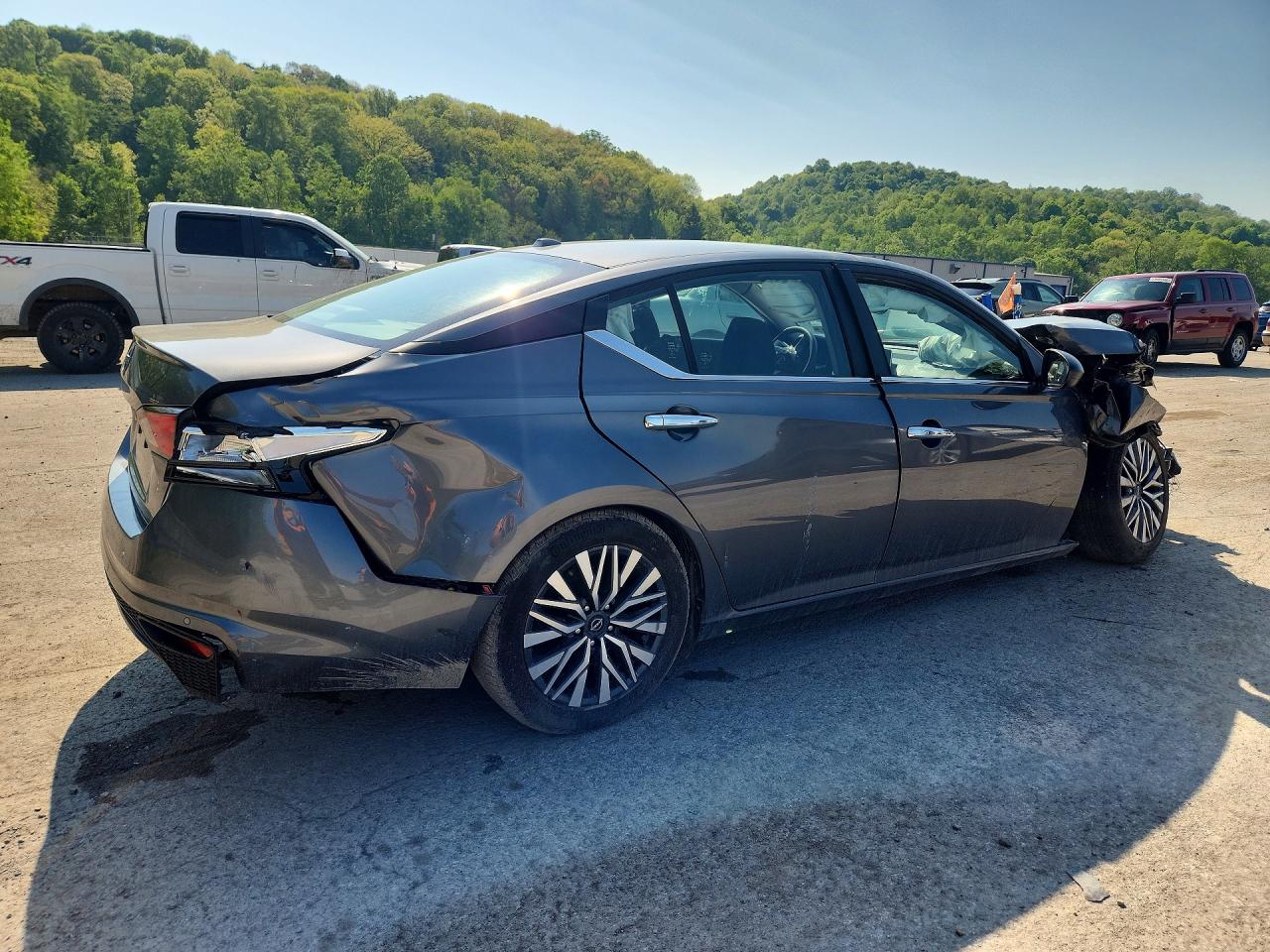 Nissan Altima Sv