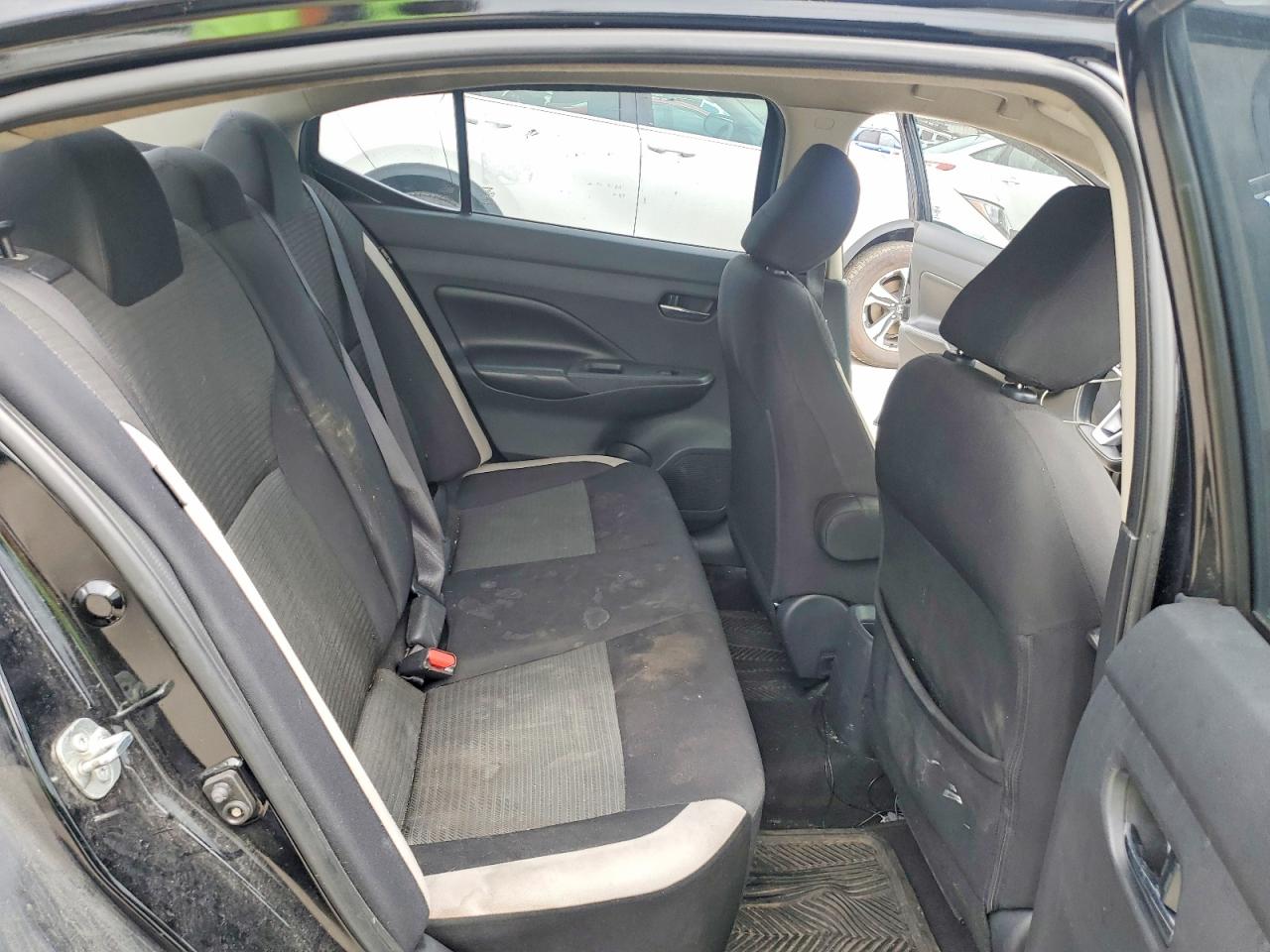 Nissan Versa Sv