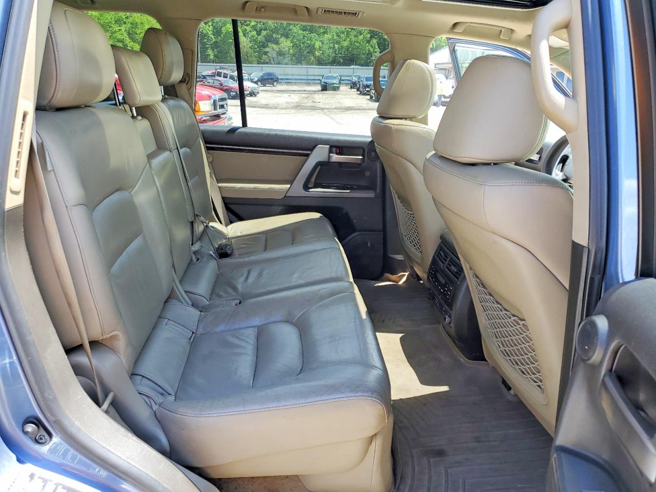 Toyota Land Cruis Base