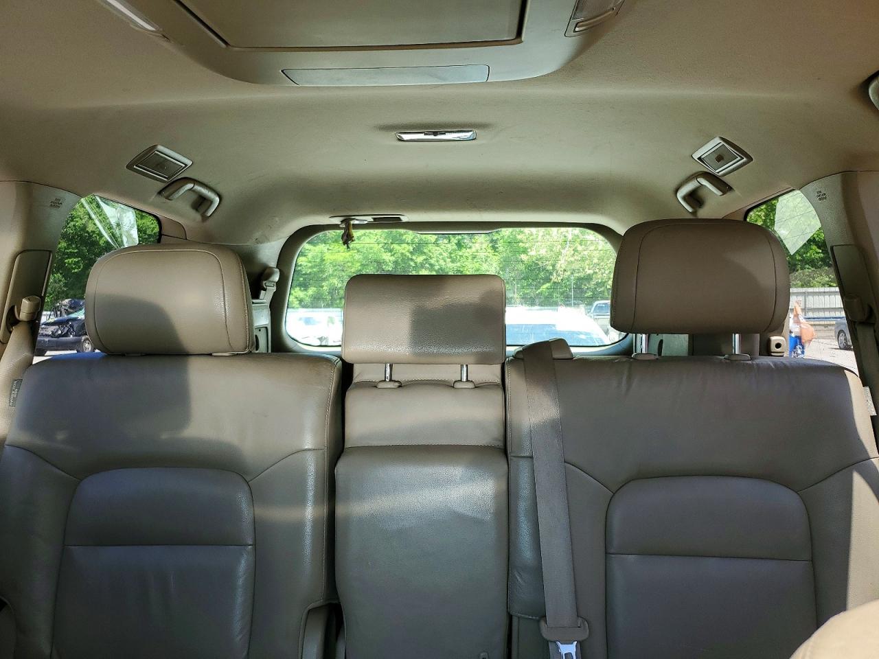 Toyota Land Cruis Base