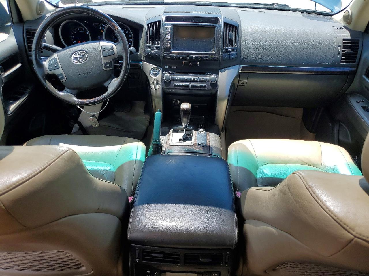 Toyota Land Cruis Base