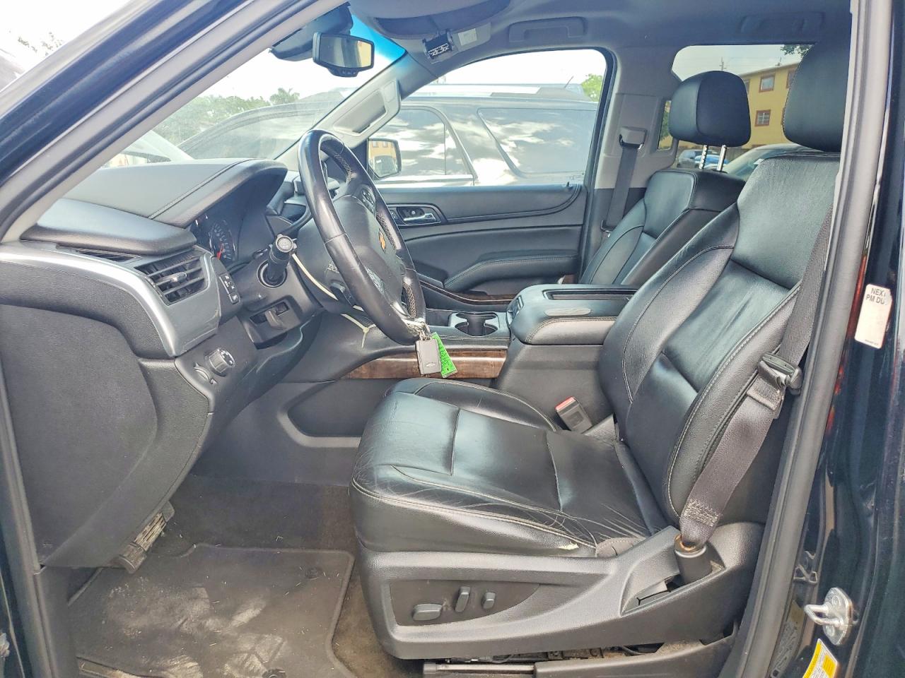 Chevrolet Suburban C1500 Lt